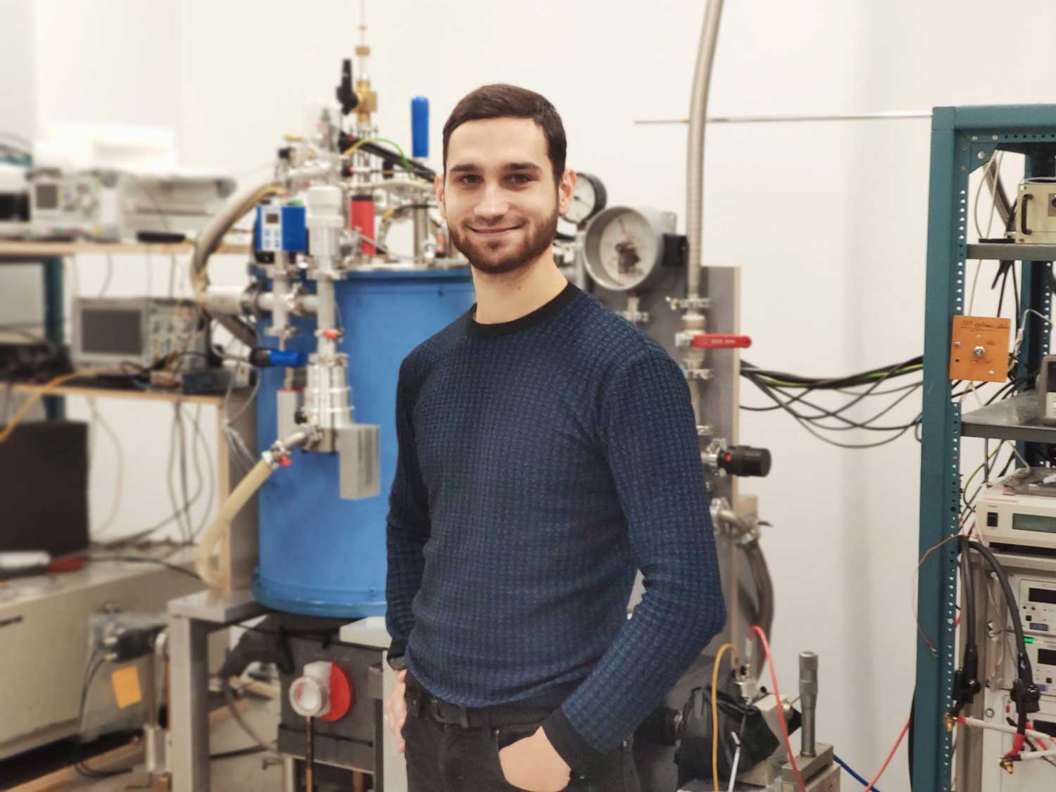 Andris Antuzevičs. Latvijas Universitātes Cietvielu fizikas institūts, Rīga, 2019. gads.