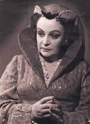 Lilita Bērziņa titullomā Frīdriha Šillera lugas "Marija Stjuarte" iestudējumā. 1956. gads.