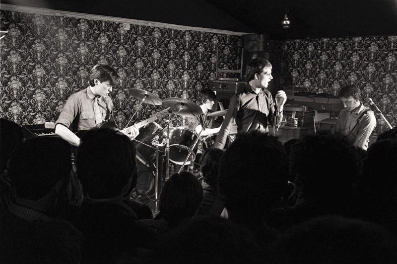 Joy Division uzstāšanās jauniešu klubā. Lielbritānija, 14.03.1979.