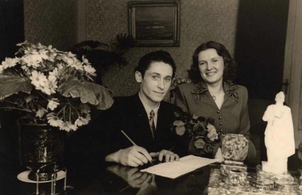 Edgars Liepiņš ar dzīvesbiedri Benitu Ezernieci kāzu dienā. Rīga, 16.04.1953.