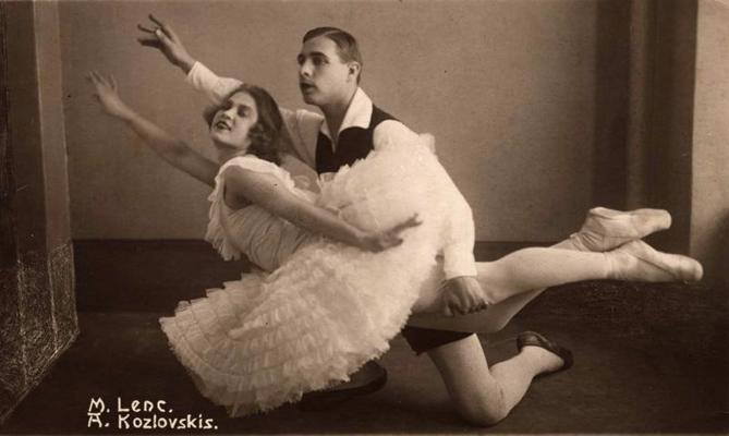Melānija Lence un Alberts Kozlovskis Ludviga Minkusa baletā “Pahita”. Latvijas Nacionālā opera, 1923. gads.