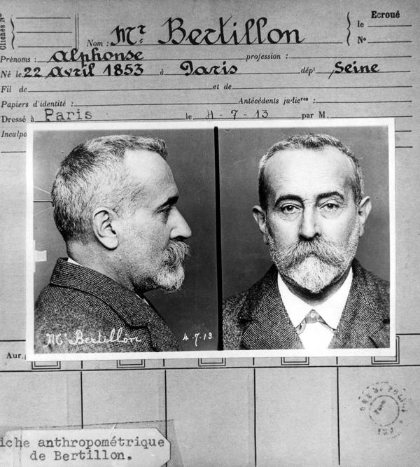Kriminologs un kriminālās antropometrijas izgudrotājs Alfonss Bertijons (Alphonse Bertillon), 1913. gads.