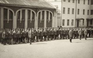 Turku aizsargu gvardes 2. rotas karavīri ierindā. Turku, 1918. gada pavasaris.