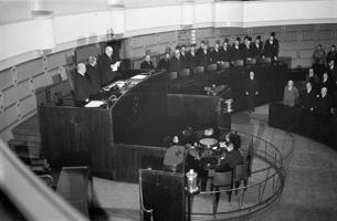 Pērs Ēvinds Svīnhuvuds uzrunā parlamentu Somijas prezidenta vēlēšanās. Helsinki, Somija, 02.1931.