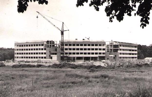 Daugavpils Universitātes jaunā korpusa būvniecība. 20. gs. 80. gadu beigas.