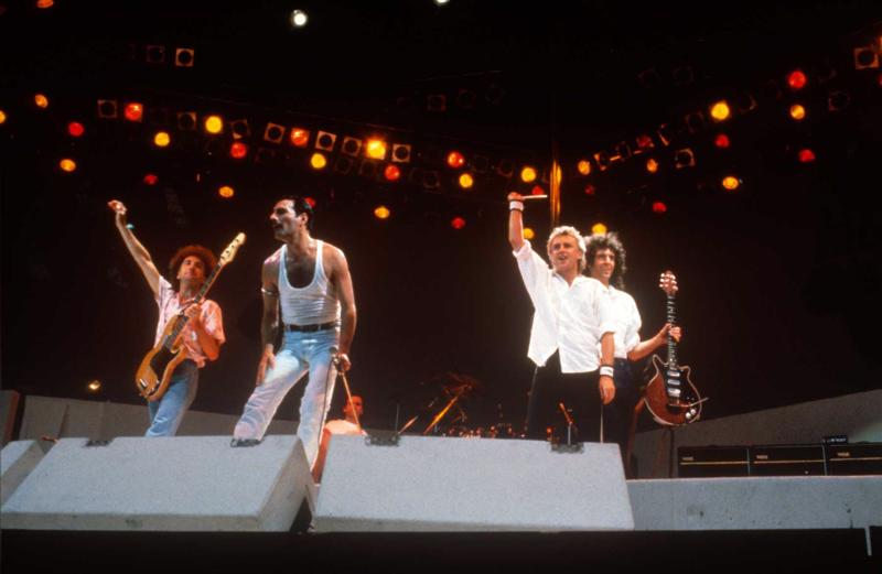 Queen koncertā "Live Aid" Vemblija stadionā. Londona, 1985. gads. 
