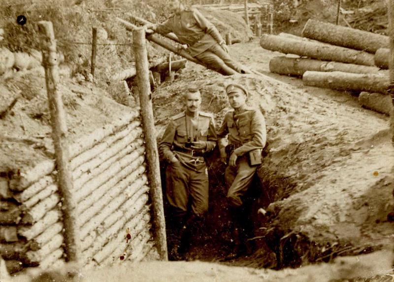 6. Tukuma latviešu strēlnieku bataljona virsnieki. 1916. gads.