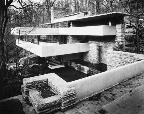 Frenka Loida Raita projektētā Edgara Kaufmana ģimenes brīvdienu māja "Fallingwater" Pensilvānijā. ASV, 1944. gads.