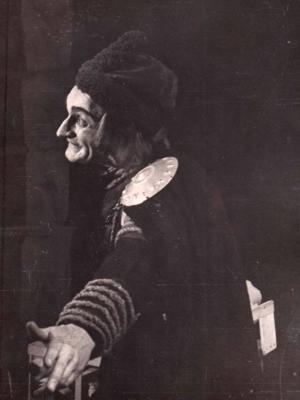 Luijs Šmits Kangara lomā Raiņa lugā “Uguns un nakts”. 1947. gads.
