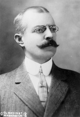 Valdemārs Lindgrēns. Ap 1912. gadu.