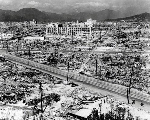 Hirosima pēc atombumbas sprādziena. 1945. gads.