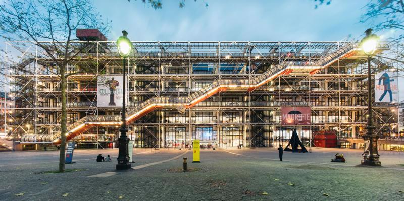 Pompidū centrs Parīzē (arhitekti Renco Pjano un Ričards Rodžerss, 1971–1977). Francija, 17.11.2016.