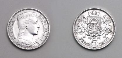 5 latu monēta, kalta Anglijā (naudas kaltuves Royal Mint pasūtījums), 1929. gads.