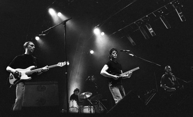  The Velvet Underground koncerts Roterdamā. 09.06.1993. No kreisās: Džons Keils, Mo Takere, Lū Rīds un Stērlings Morisons.