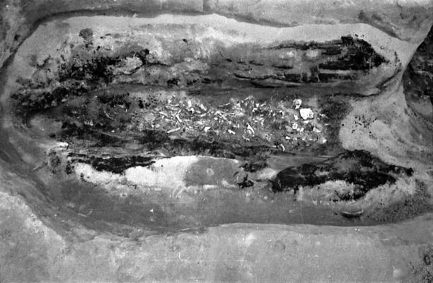 Ugunskaps koka šķirstā. 1967. gads.