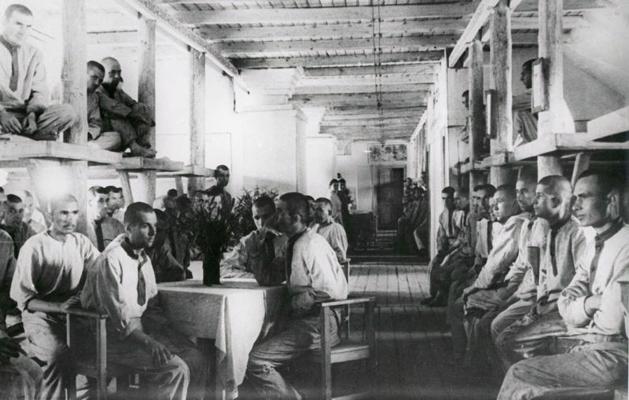 Gulaga nometnes ieslodzītie. Vorkuta, 1945. gads.