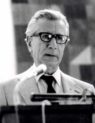 Uldis Ģērmanis, uzstājoties Kurzemes 40 gadu atceres sarīkojumā "Kurzeme - cerību zeme". Stokholma, 19.05.1985.