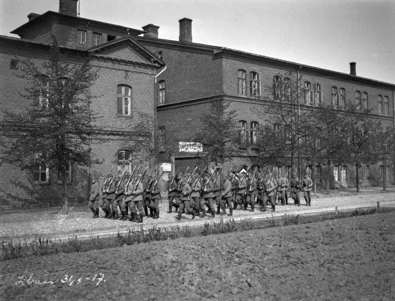 27. jēgeru bataljona karavīri pie kazarmām Liepājā. 31.05.1917.