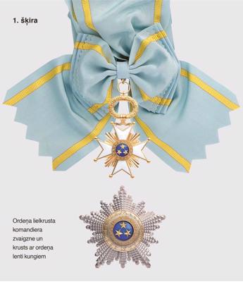 Triju Zvaigžņu ordenis. 1. šķira: Ordeņa lielkrusta komandiera zvaigzne un krusts ar ordeņa lenti kungiem.