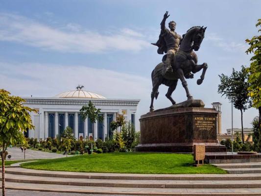 Timura statuja. Taškenta, Uzbekistāna, 2014. gads.