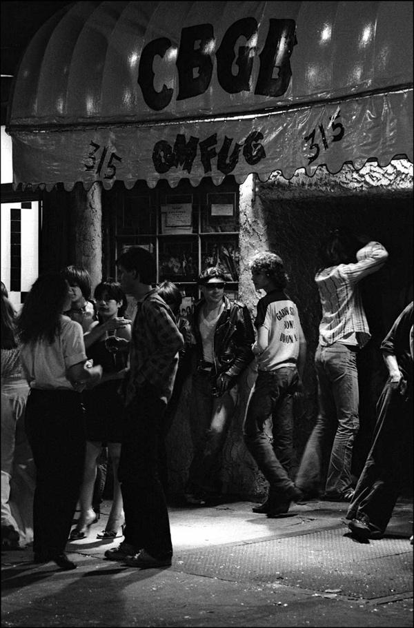 Ieeja mūzikas klubā CBGB. Ņujorka, 27.05.1977.