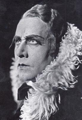 Eduards Smiļģis titullomā Selmas Lāgerlēvas romāna "Gesta Berlings" iestudējumā. 1933. gads.