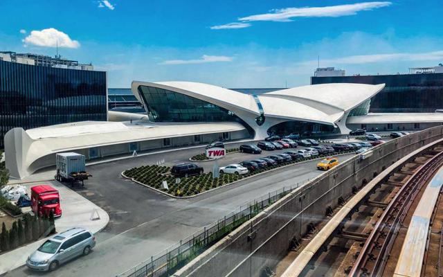Ēro Sārinena projektētais lidostas terminālis – aviokompānijas Trans World Airlines Lidojumu centrs Kvīnsā, Ņujorkā. ASV, 2019. gads.