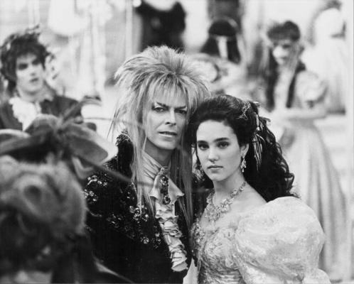 Deivids Bovijs un Dženifere Konelija (Jennifer Connelly) filmā "Labirints". 1986. gads.