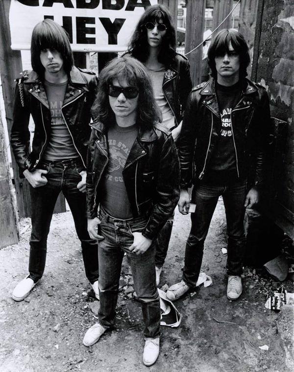 Ramones. Lielbritānija, 1977. gads. 