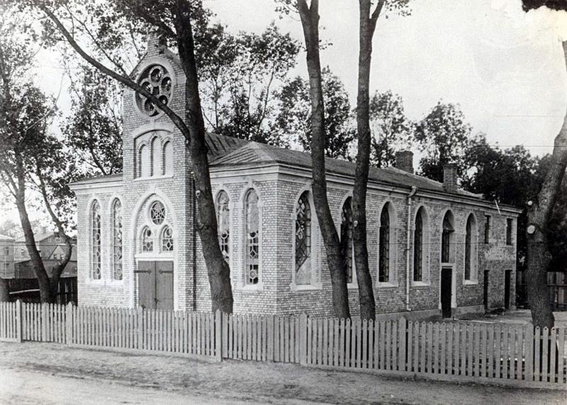 Pirmais adventistu dievnams Latvijā – Liepājas baznīca. 20. gs. sākums.