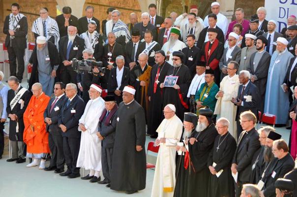 Pasaules reliģiju līderi apmeklē Vispasaules Miera lūgšanas dienas pasākumus. Asīze, Itālija, 20.09.2016.