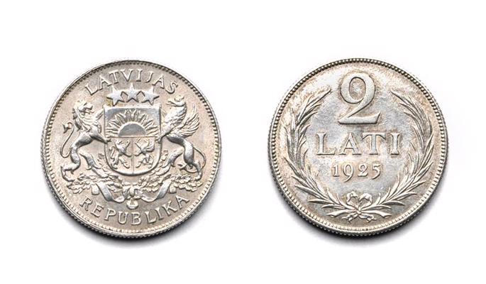 Divu latu monēta, 1925. gads.