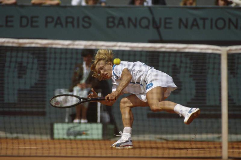 Martina Navratilova French Open tenisa turnīra spēlē. Parīze, 1980. gads.