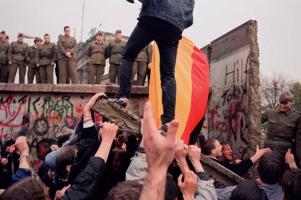 Berlīnes mūra krišana. Berlīne, Vācija, 10.11.1989.