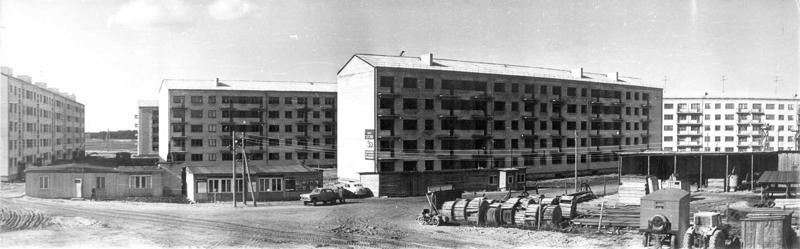 Putnu fabrikas "Ķekava" ciemata būvniecība. Ķekava, ap 1970. gadu.