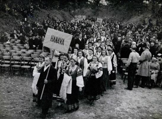 Dziesmu svētku gājiens. Hanava, 10.1946.