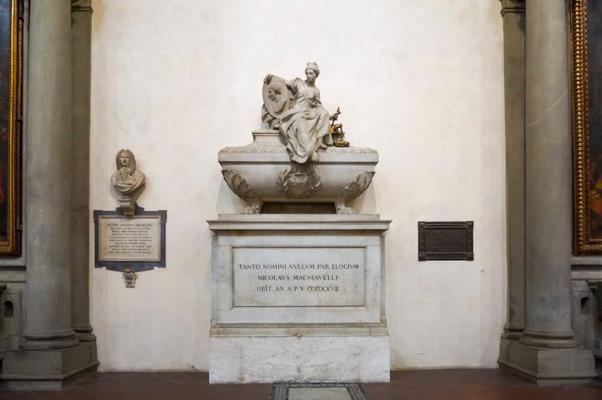 Nikolo Makjavelli kaps Florences Svētā Krusta bazilikā (Basilica di Santa Croce). Itālija, 04.06.2018.