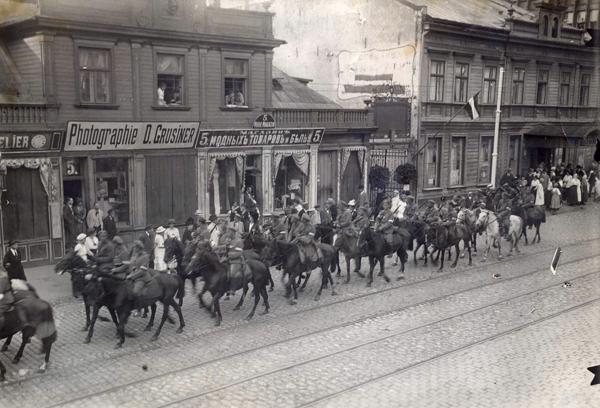 Ziemeļlatvijas brigādes karavīri ienāk Rīgā, 06.07.1919.