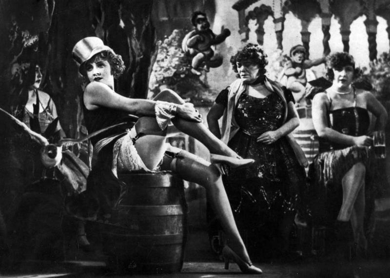 Marlēne Dītriha filmā “Zilais eņģelis”, 1930. gads.