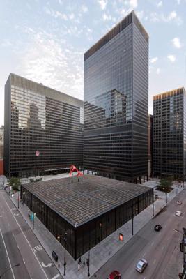 Ludviga Mīsa projektētais Čikāgas Federālais centrs (Chicago Federal Center). Ilinoisa, ASV. 2017. gads.