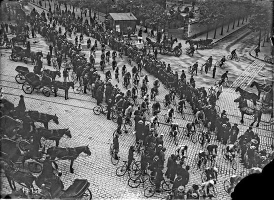 Vienas no pirmajām Tour de France sacensībām. Francija, 04.07.1906.