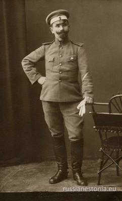 Ziemeļrietumu armijas Viņa gaišības kņaza Anatola Līvena strēlnieku divīzijas kapteinis Nikolajs Kikuls. 1919. gada rudens.