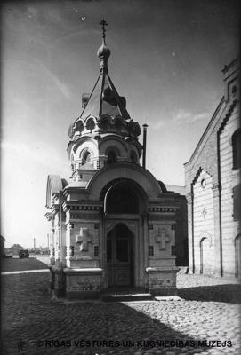 Vissvētās Dievmātes pasludināšanas baznīcas kapela – pareizticīgo lūgšanu namiņš 1. Spīķeru kvartālā. 1932. gads. Šī 1884. gadā celtā ēka līdz mūsdienām nav saglabājusies.