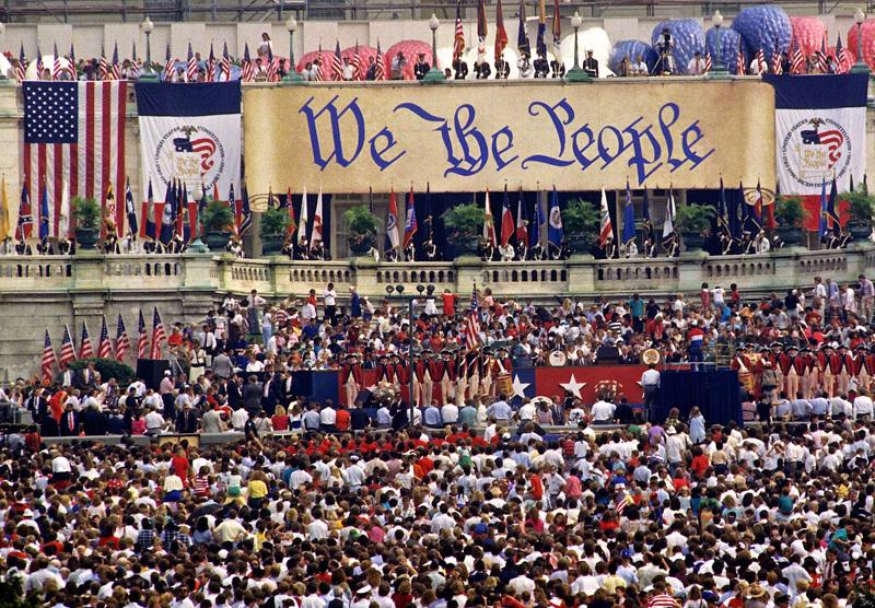ASV konstitūcijas izstrādes divsimtās gadadienas svinības pie Kapitolija. Vašingtona, 16.09.1987.