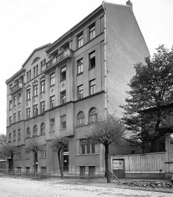 Izglītības ministrijas ēka Rīgā, Kr. Valdemāra ielā 36a. 1926. gads.