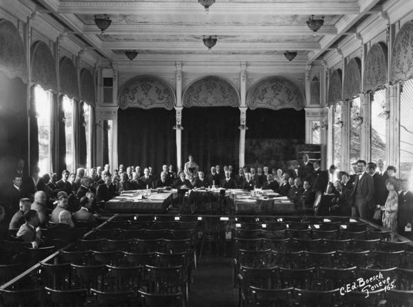 Pirmā Tautu Savienības neformālā sanāksme Ženēvā. Šveice, 1920. gads.