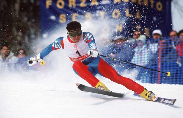 Itālijas kalnu slēpotājs Alberto Tomba (Alberto Tomba) ziemas olimpiskajās spēlēs Kalgari. 01.01.1988.