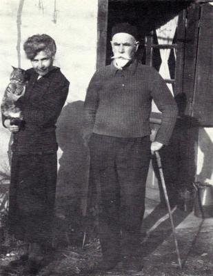Antons Deņikins ar sievu emigrācijā Francijā Otrā pasaules kara laikā.