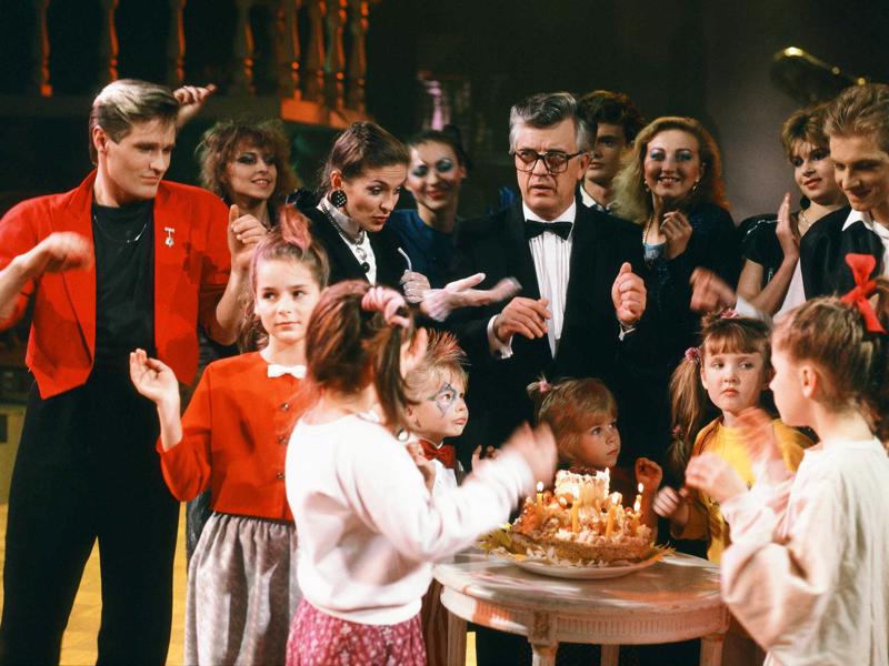 Raimonds Pauls, Laima Vaikule un bērnu popgrupa "Dzeguzīte". 1988. gads.