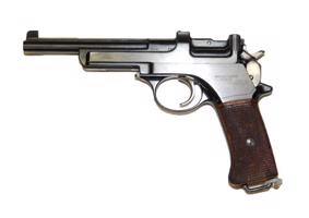 7. att. Pusautomātiskā pistole MANNLICHER M.1905, 1905. gads, Austroungārija, uzņēmums STEYR, kalibrs 7,63 mm. 